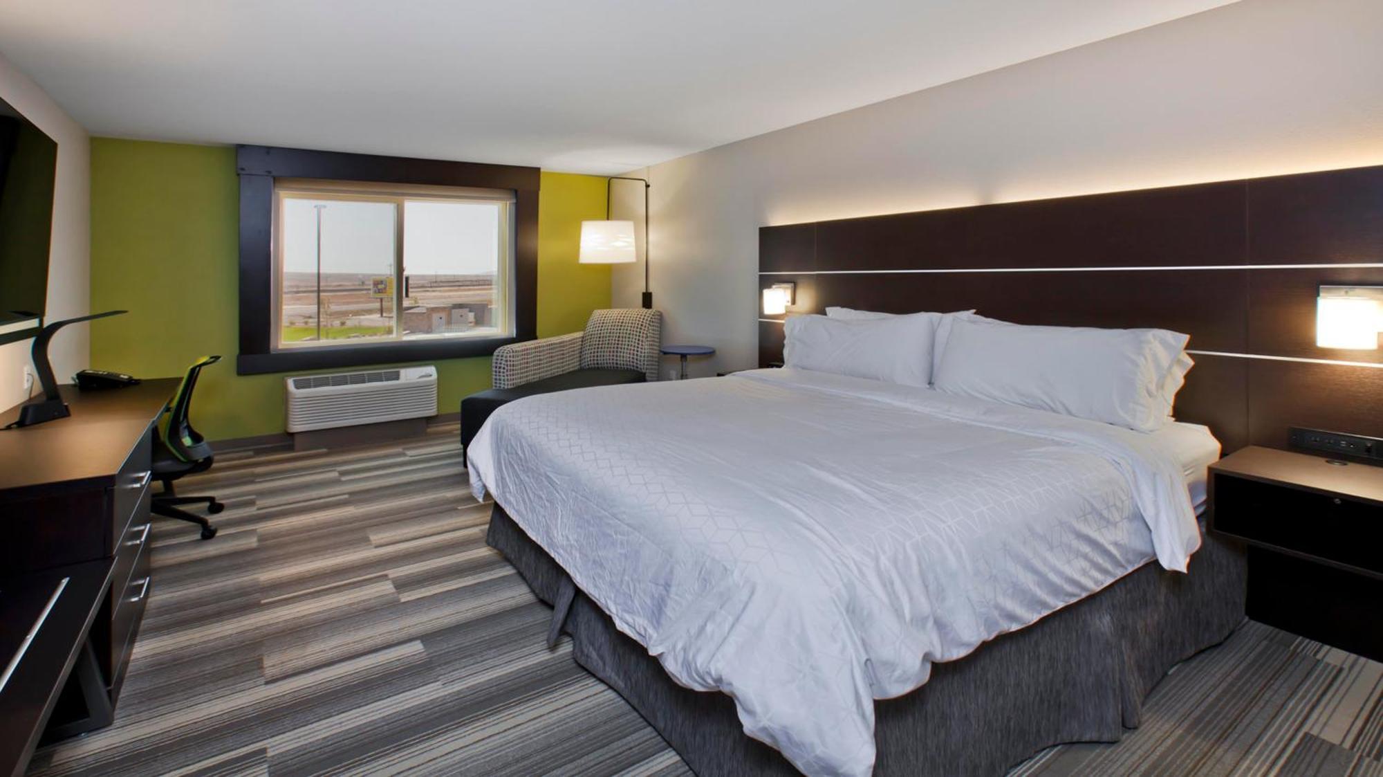 Express & - River, An Ihg Hotel 2*