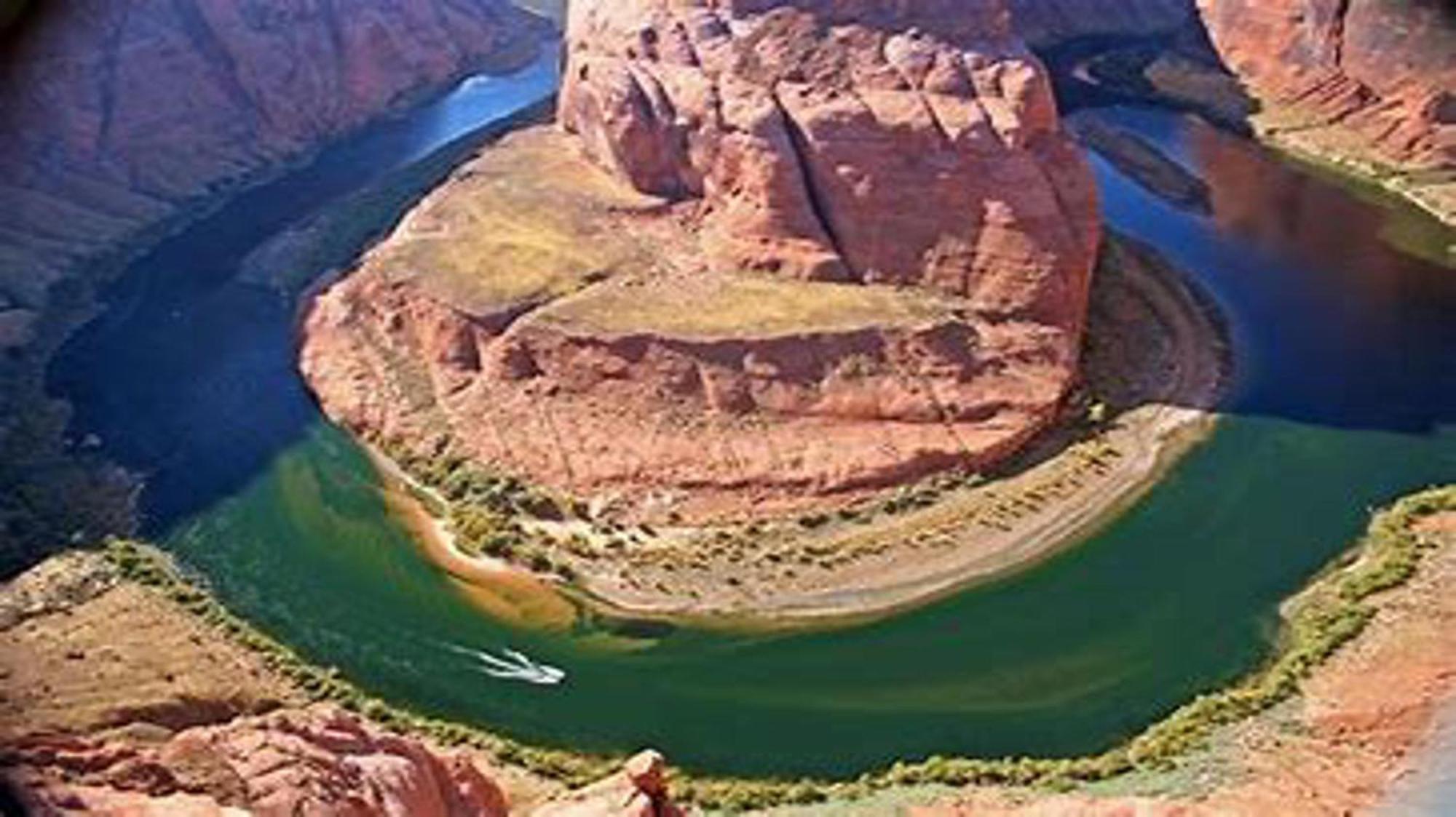 Express & - River, An Ihg Hotel 2*