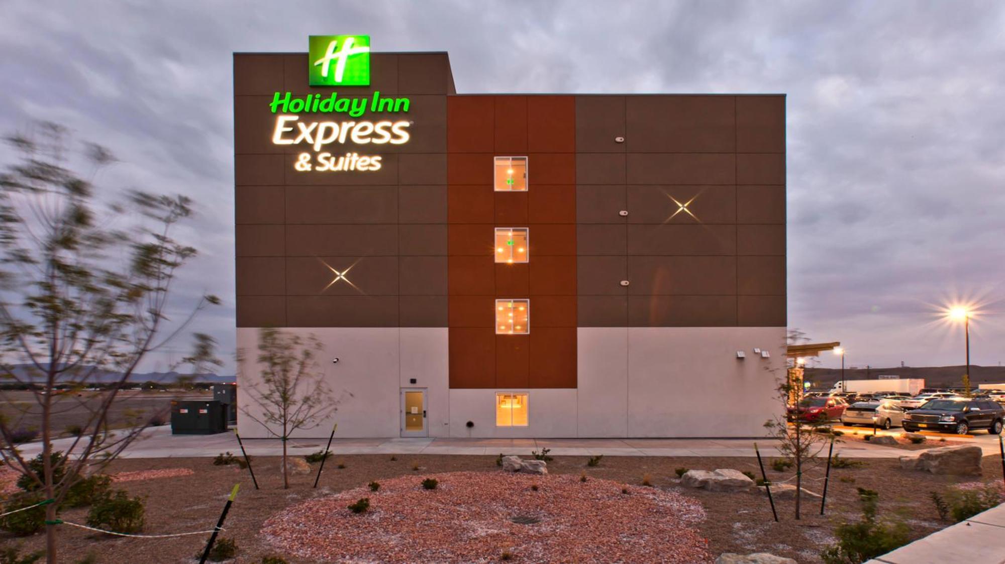 Express & - River, An Ihg Hotel 2*