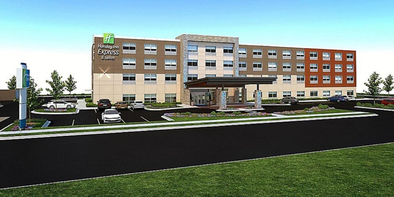 Express & - River, An Ihg 2* Green River