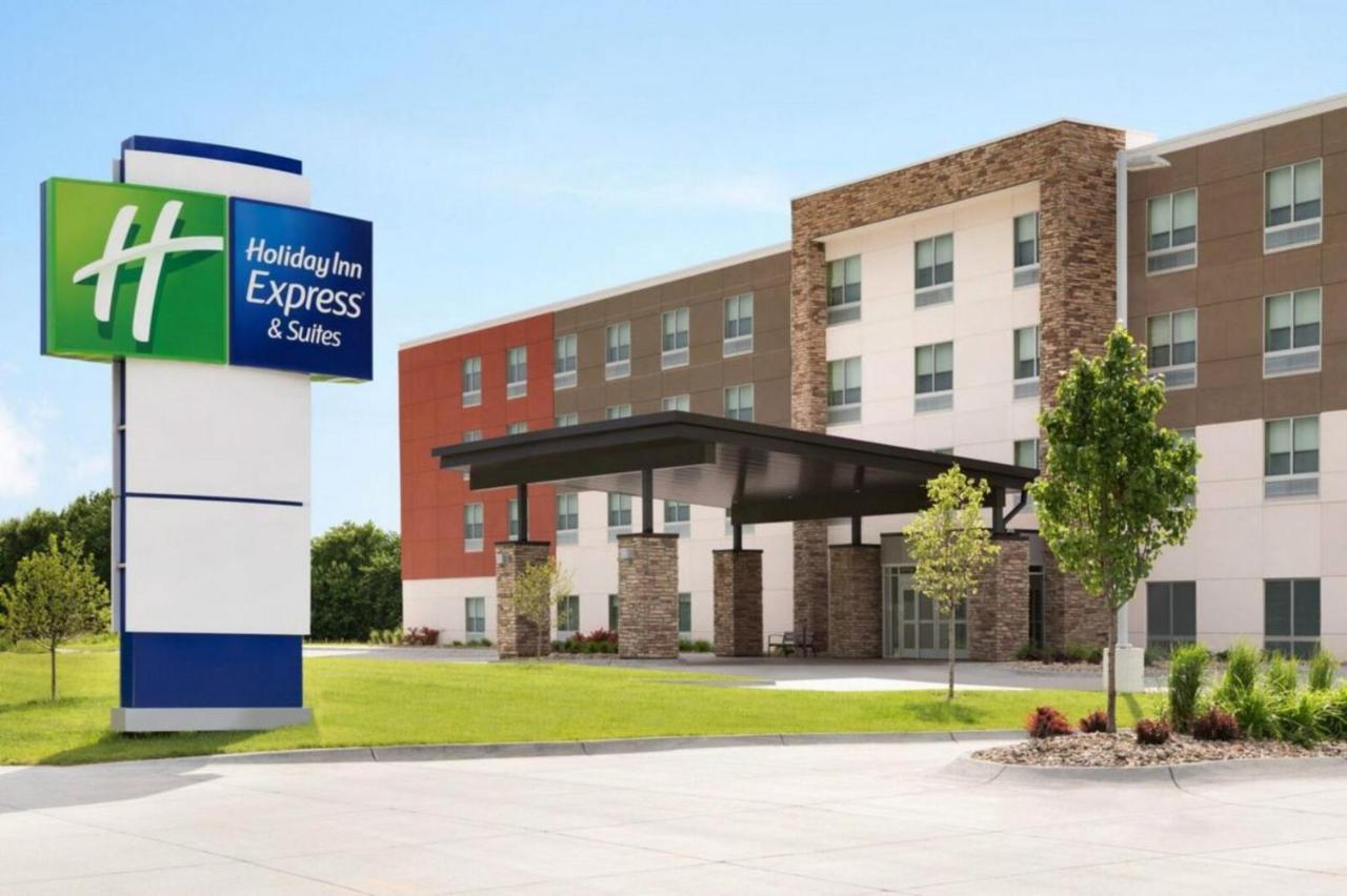 Express & - River, An Ihg Hotel 2*